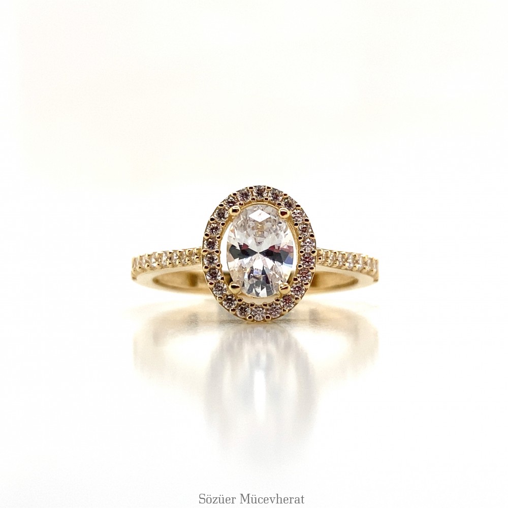 Yanı Taşlı Oval Tektaş Altın Yüzük