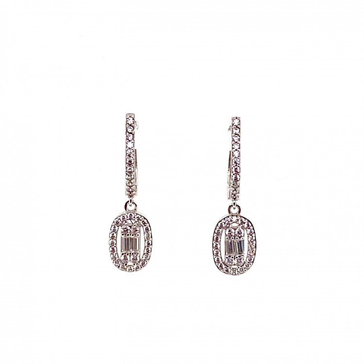 Oval Baget Beyaz Altın Küpe