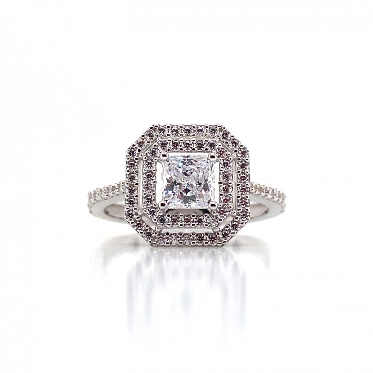 Yanı Taşlı Kare Tektaş Altın Yüzük