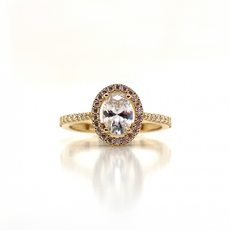 Yanı Taşlı Oval Tektaş Altın Yüzük