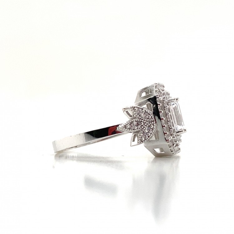 Lale Detaylı Baget Altın Yüzük