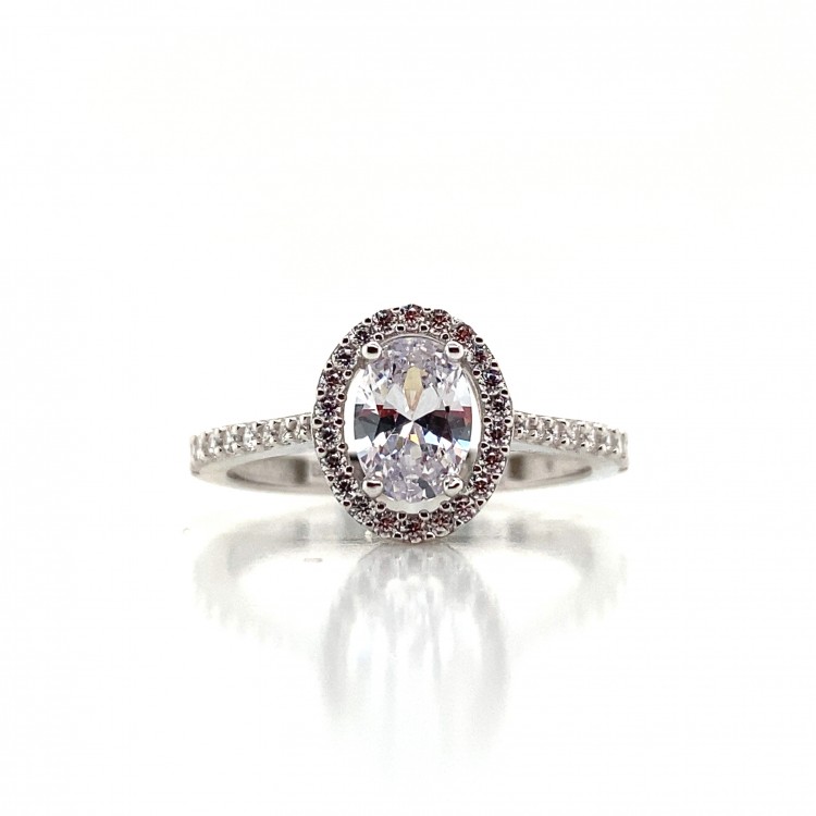 Yanı Taşlı Oval Tektaş Altın Yüzük